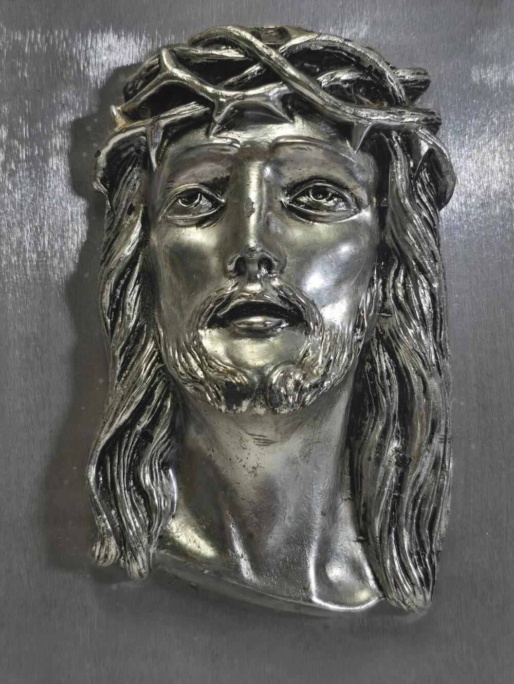 Vtg 12" Jesus Christ Wall Plaque 3D Silver-Tone Relief “Dios Bendiga Este Hogar”